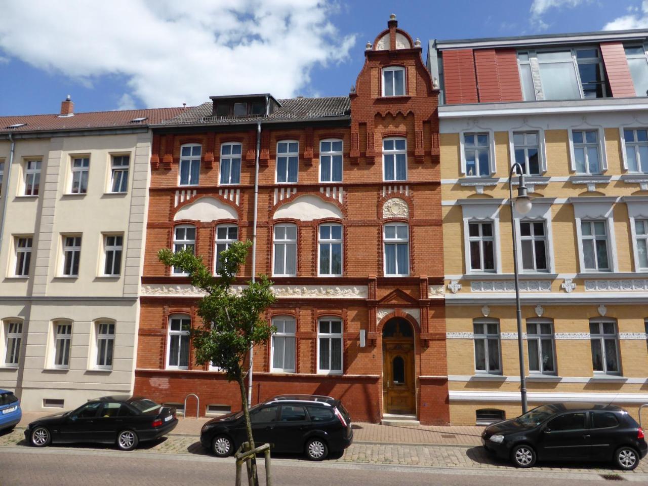 Stadtvilla Dessau Екстер'єр фото